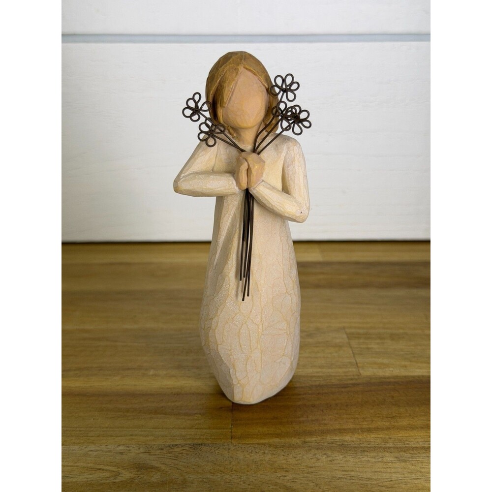 Willow Tree Friendship Figurine Susan Lordi 2004 Demdaco Girl w Flowers 5.5"